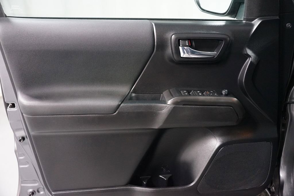 Certified 2021 Toyota Tacoma TRD Sport w/ Technology Package image 31