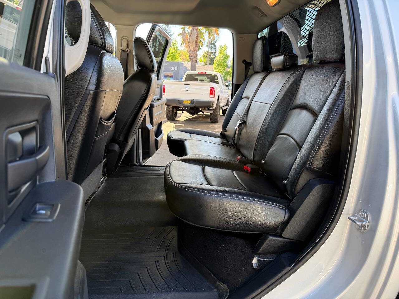 Used 2018 RAM 2500 Tradesman w/ Popular Equipment Group image 18