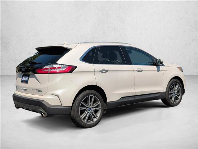 Used 2019 Ford Edge Titanium FWD image 5