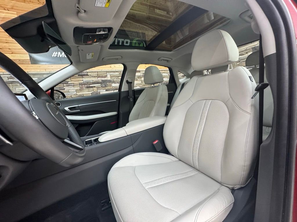 Used 2024 Hyundai Sonata Limited image 33