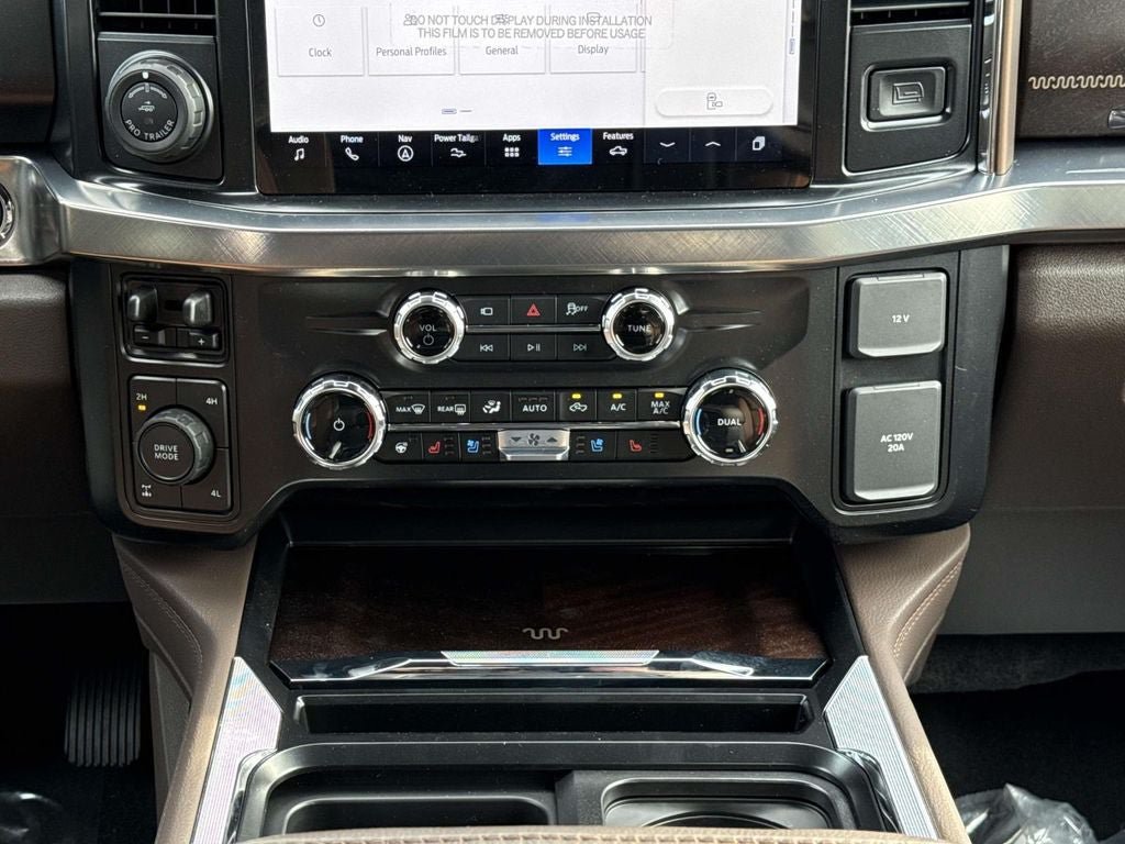 New 2026 Ford F250 King Ranch w/ Chrome Package AWD/4WD image 14