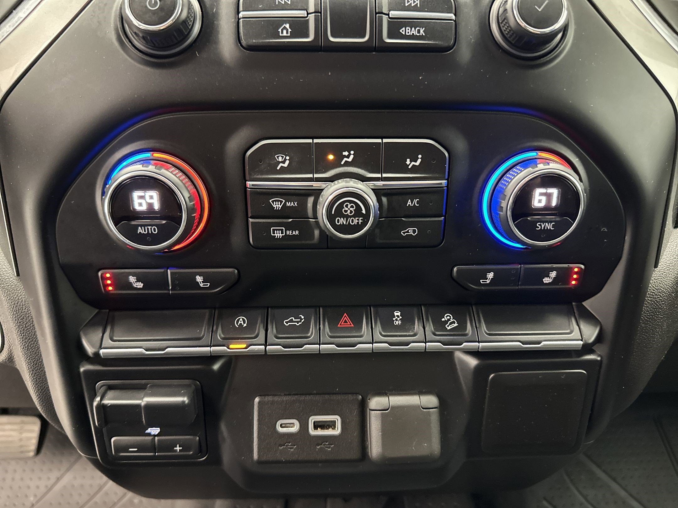 Certified 2019 Chevrolet Silverado 1500 RST w/ All-Star Edition image 18