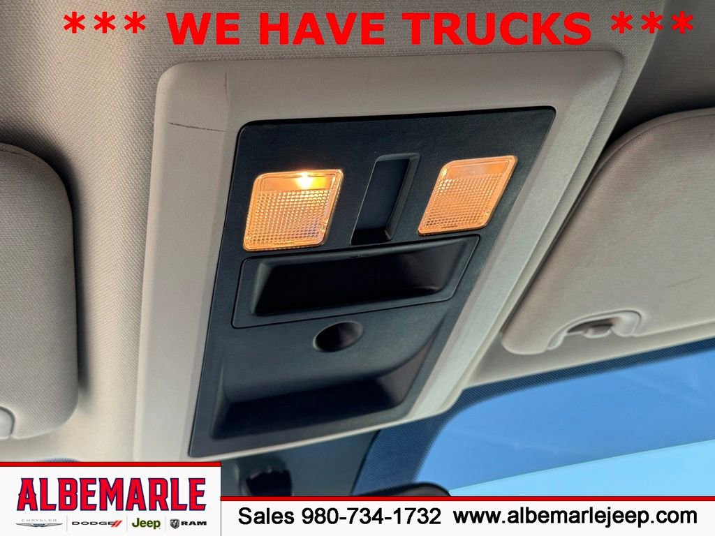 Used 2021 RAM 1500 Classic SLT AWD/4WD image 27