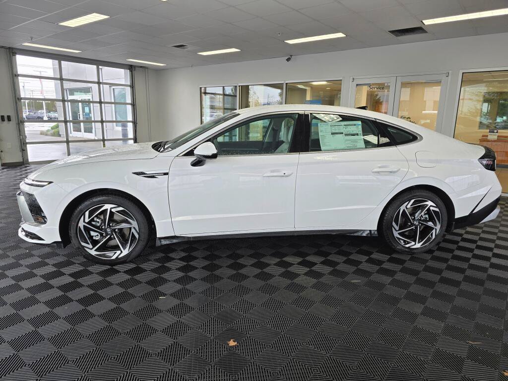 New 2026 Hyundai Sonata SEL AWD/4WD image 6