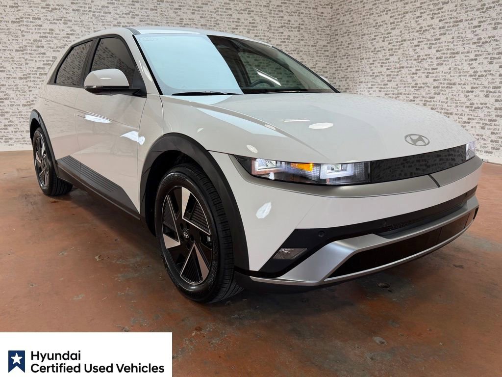 Certified 2025 Hyundai Ioniq 5 SE image 8