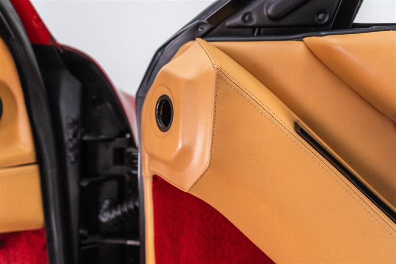 Used 1987 Ferrari Testarossa RWD image 76