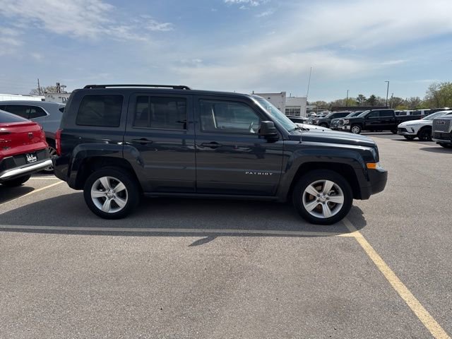 Used 2014 Jeep Patriot Latitude image 7