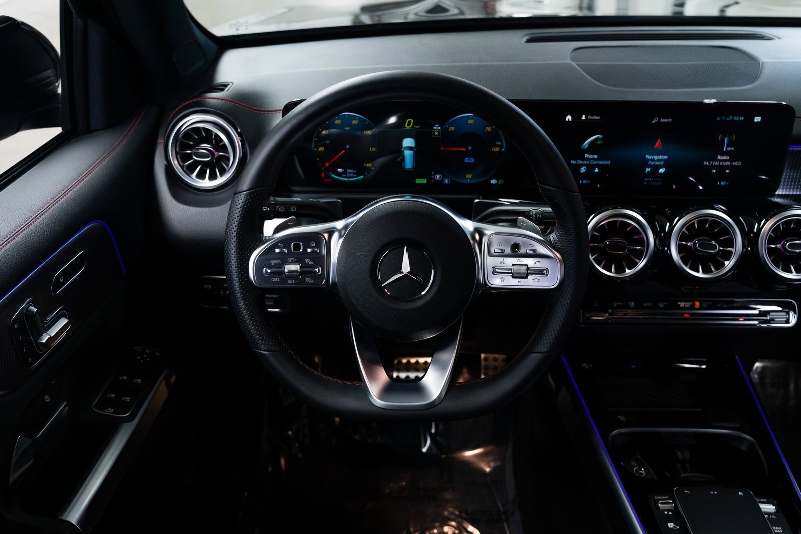 Used 2023 Mercedes-Benz EQB 300 4MATIC image 12