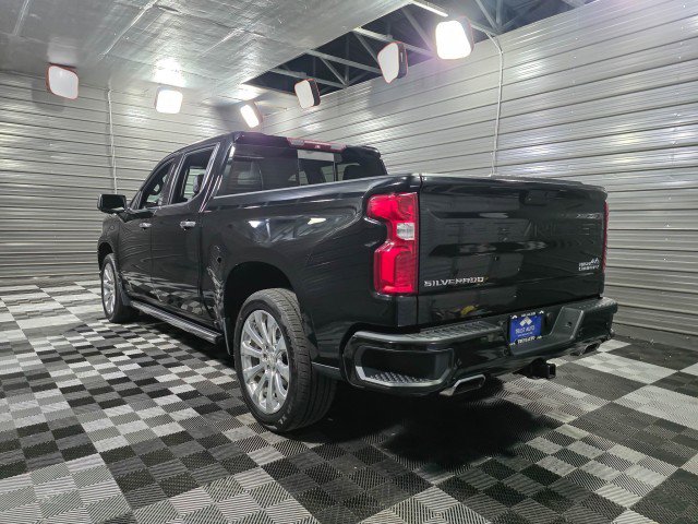Used 2019 Chevrolet Silverado 1500 High Country w/ Technology Package AWD/4WD image 7