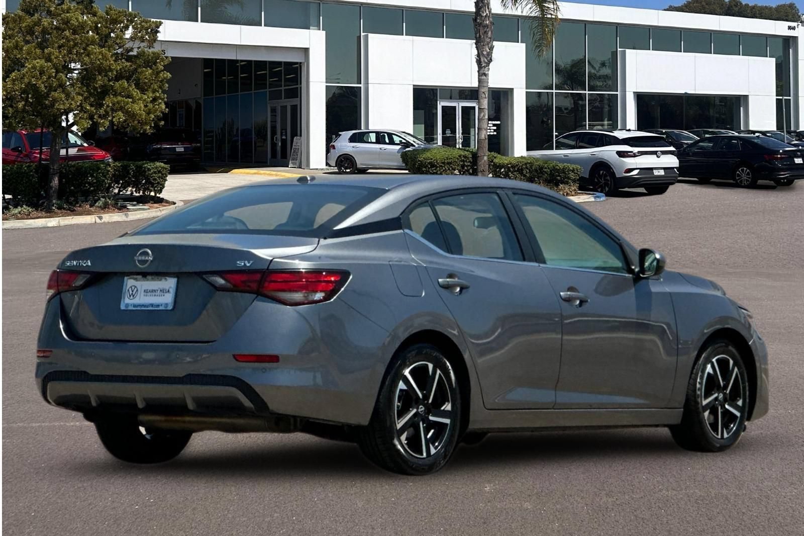 Used 2024 Nissan Sentra SV FWD image 3