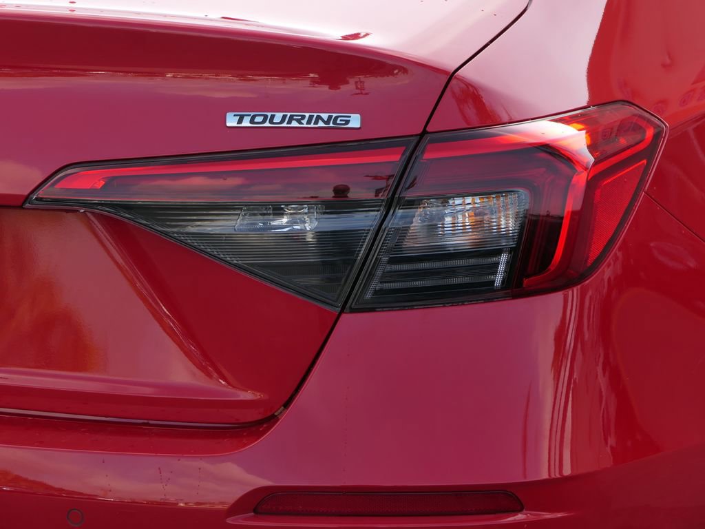 Used 2024 Honda Civic Touring image 4