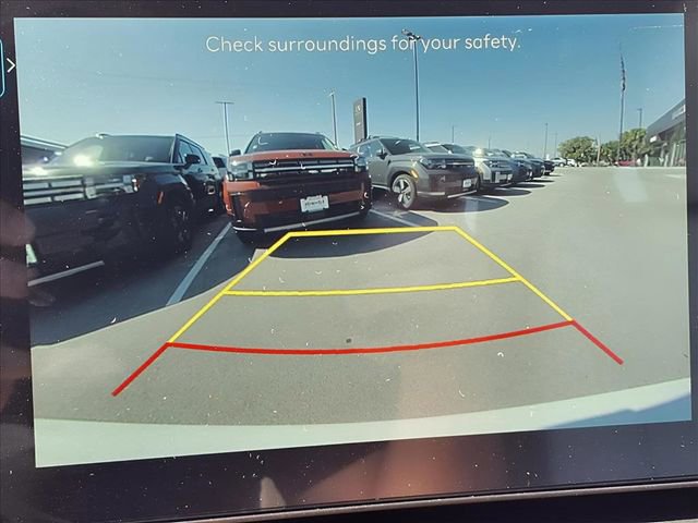 New 2026 Hyundai Santa Fe SE image 17