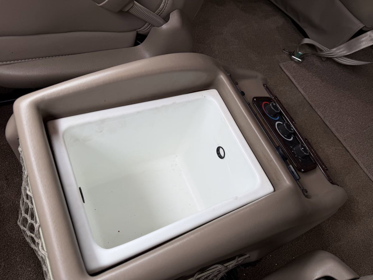 Used 2012 Chevrolet Express 1500 image 52