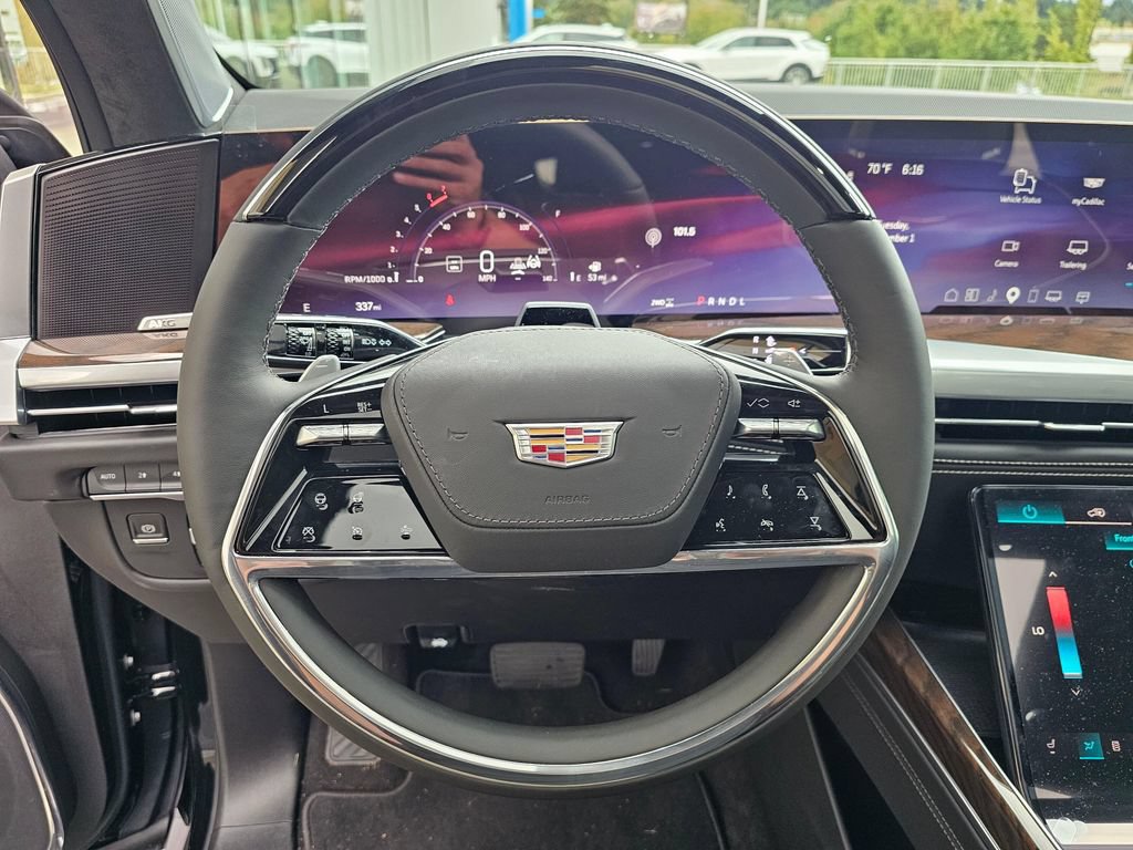 New 2026 Cadillac Escalade ESV Platinum Sport AWD/4WD image 28