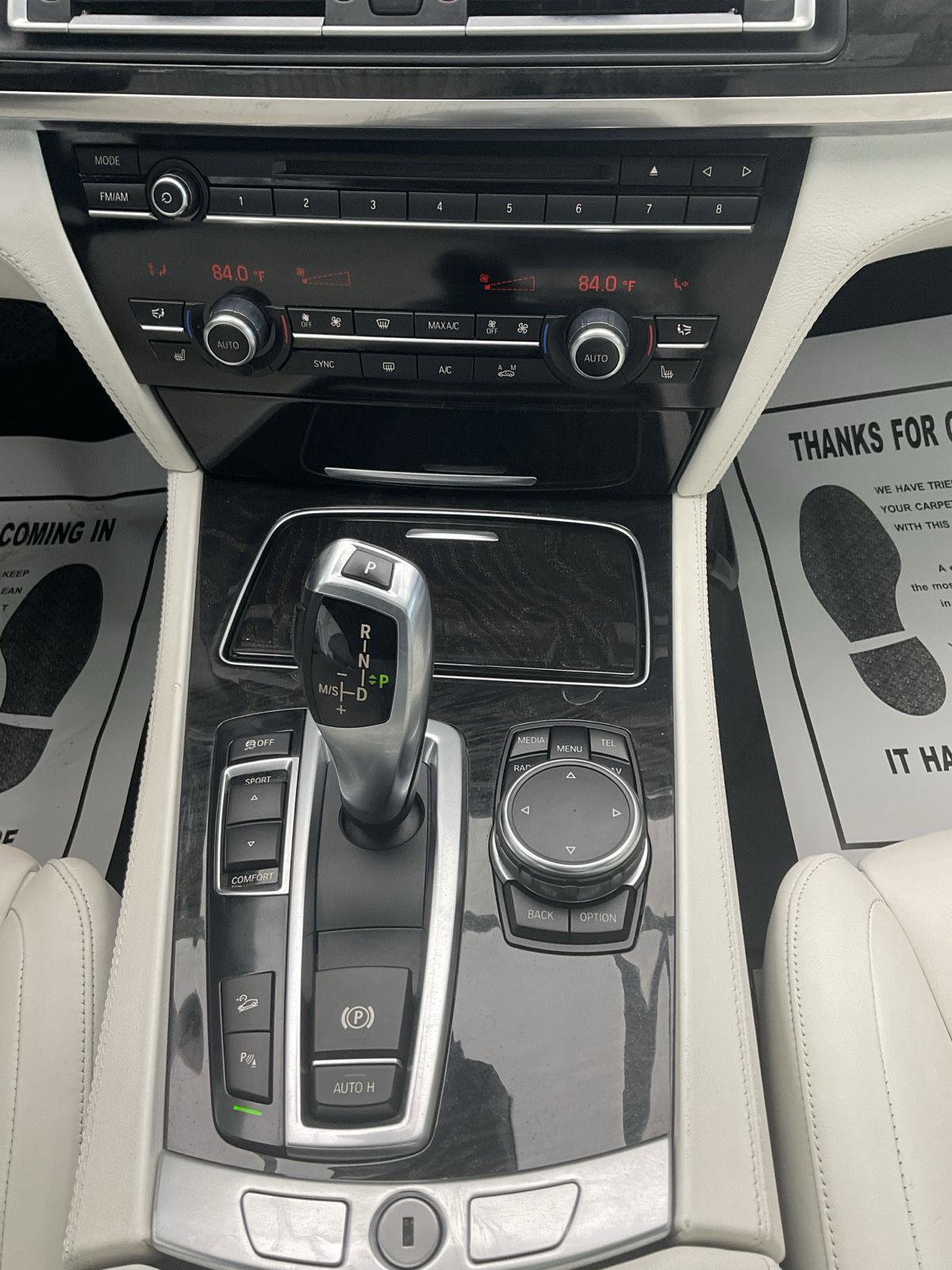 Used 2015 BMW 750i xDrive AWD/4WD image 18