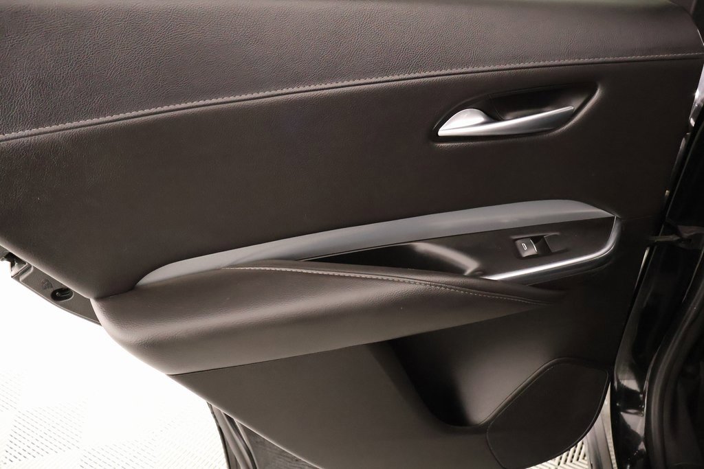 Used 2022 Cadillac XT4 Premium Luxury w/ Safety Alert Package image 15