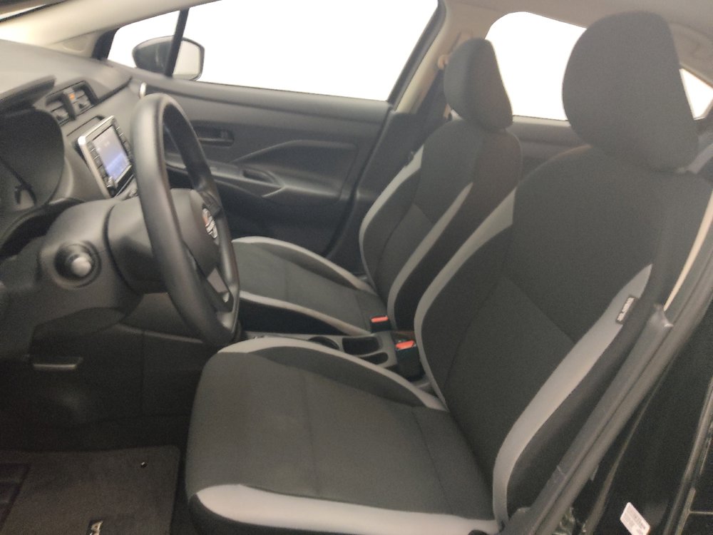 Used 2025 Nissan Versa S w/ Trunk Package image 17