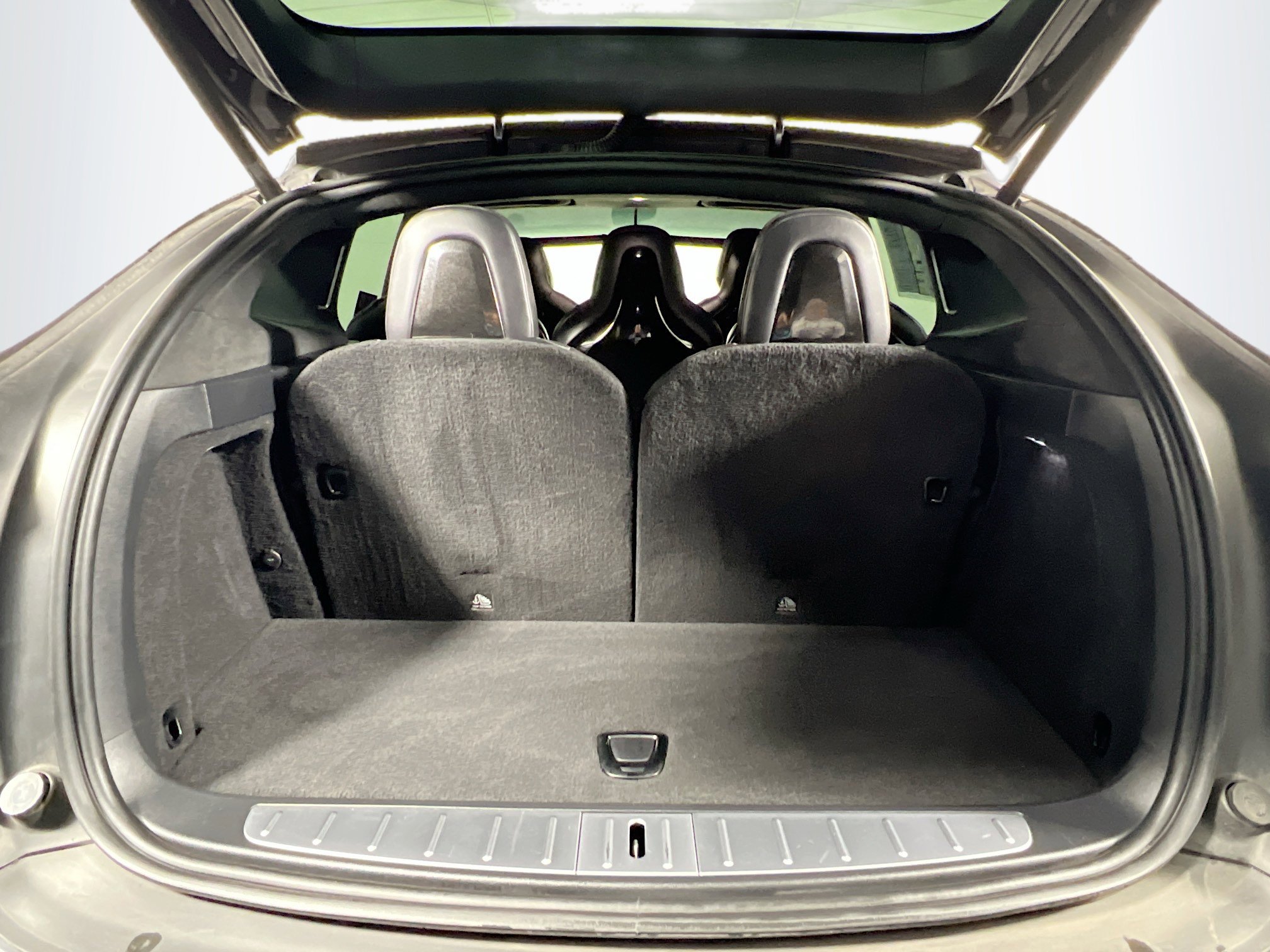 Used 2016 Tesla Model X 90D image 32