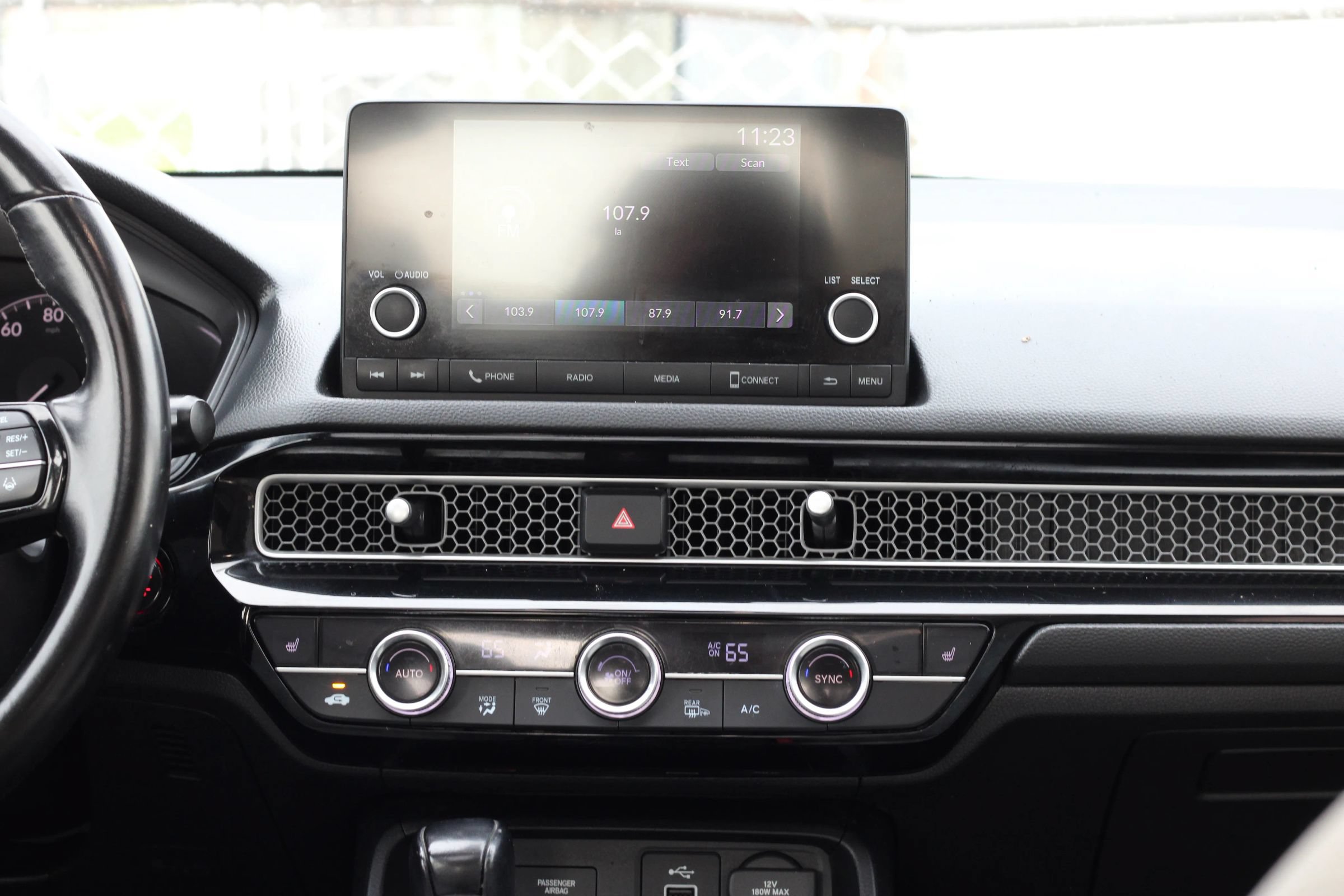 Used 2022 Honda Civic EX image 18