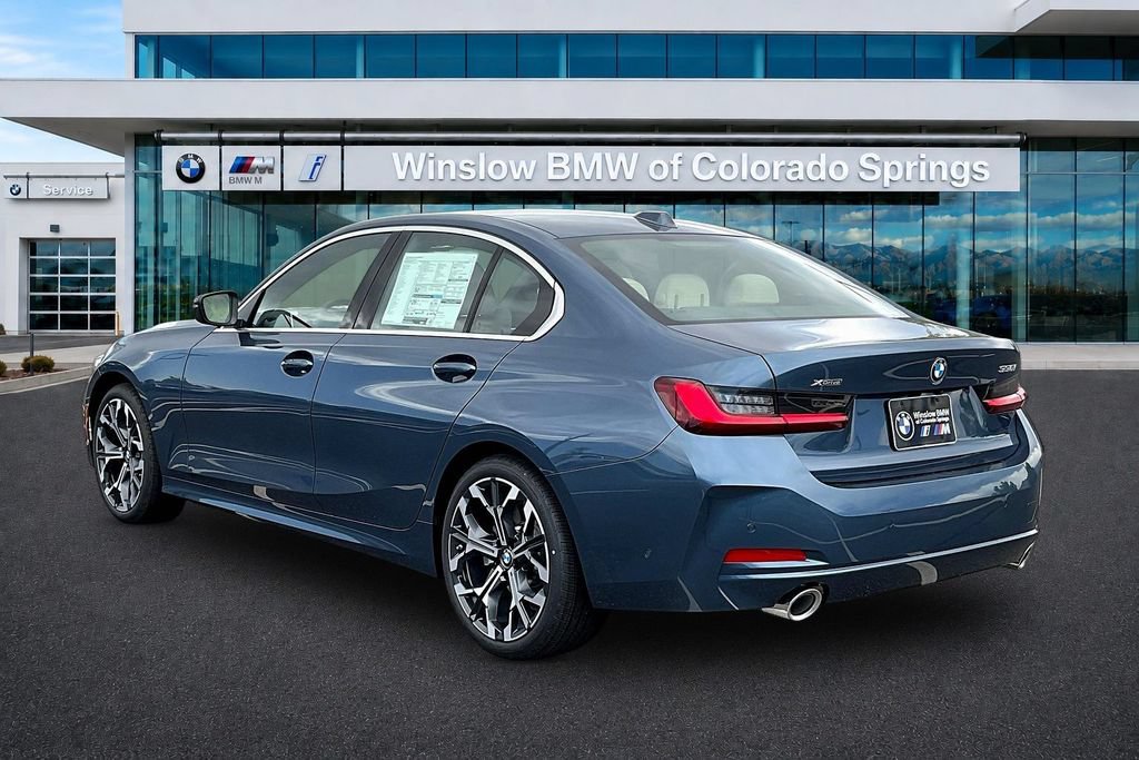 New 2026 BMW 330i xDrive Sedan w/ Premium Package AWD/4WD image 4