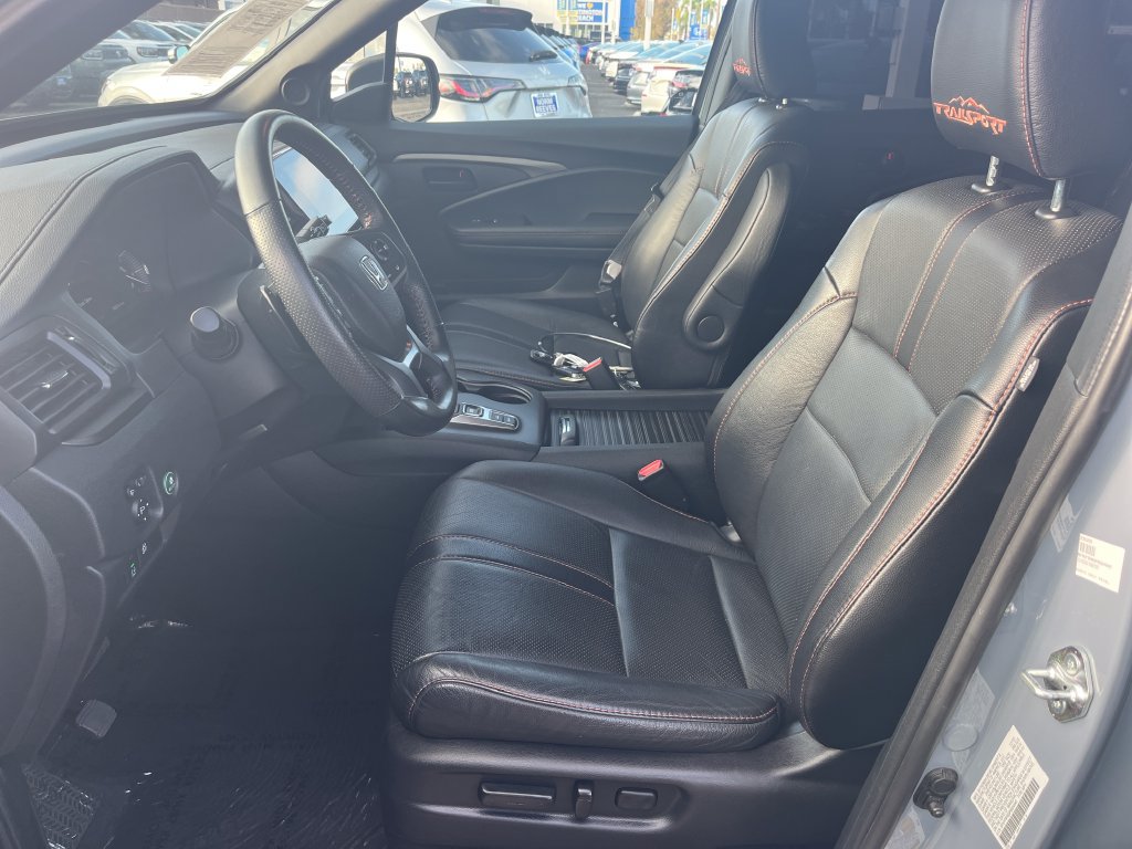 Used 2023 Honda Passport TrailSport image 17