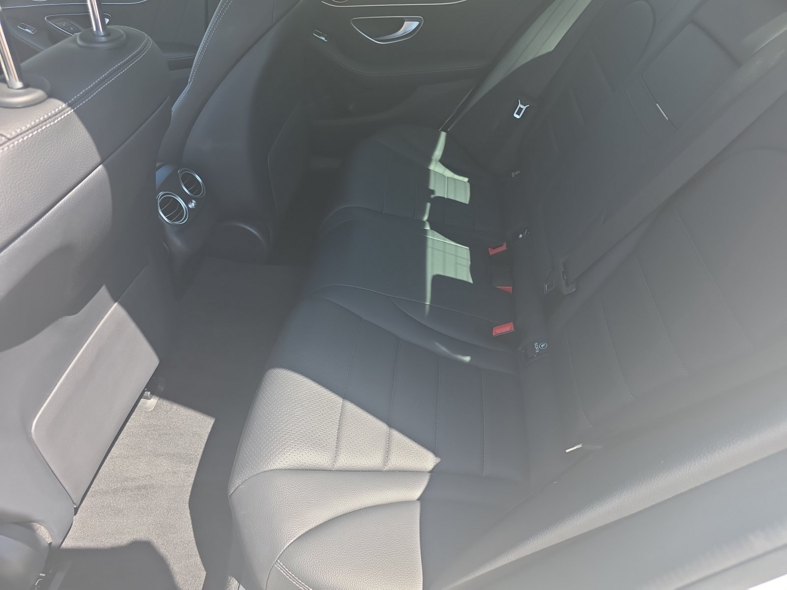 Used 2019 Mercedes-Benz C 300 4MATIC Sedan image 17
