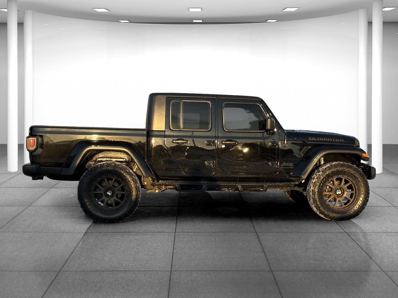 Used 2021 Jeep Gladiator Sport image 8
