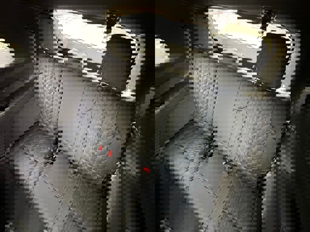 New 2025 Cadillac Escalade IQ Sport 1 w/ LPO, ONYX Package AWD/4WD image 31