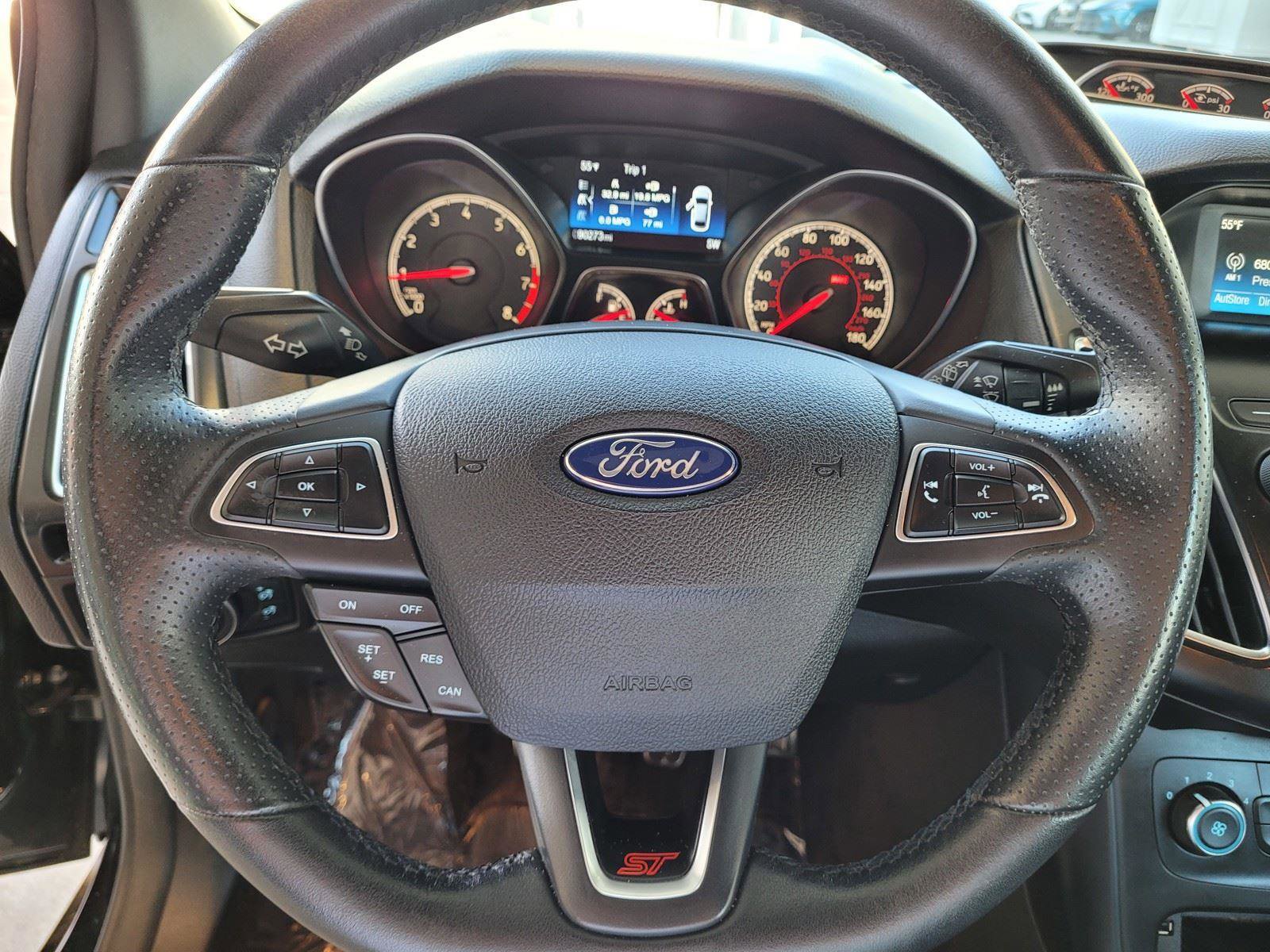 Used 2018 Ford Focus ST image 29