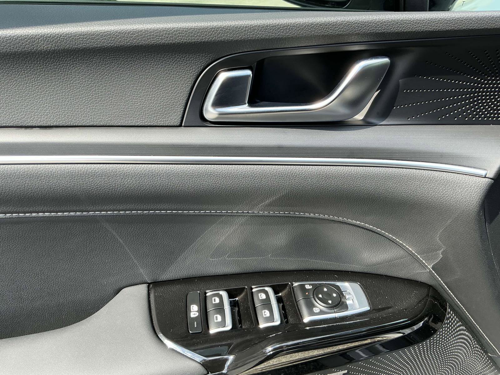 Used 2025 Kia K5 GT-Line w/ GT-Line Premium Package image 12