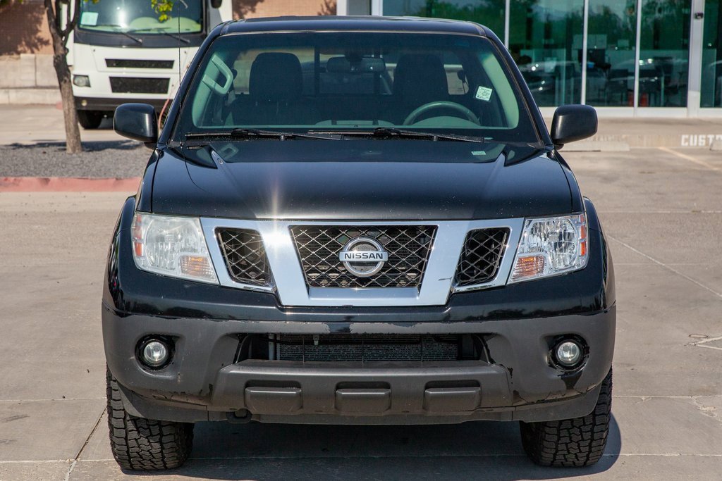 Used 2021 Nissan Frontier SV image 3