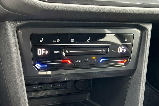 Certified 2022 Volkswagen Tiguan SE FWD image 20