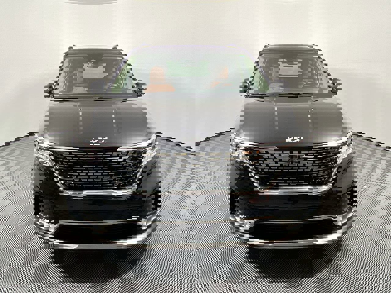 Used 2024 Kia Carnival SX Prestige image 8