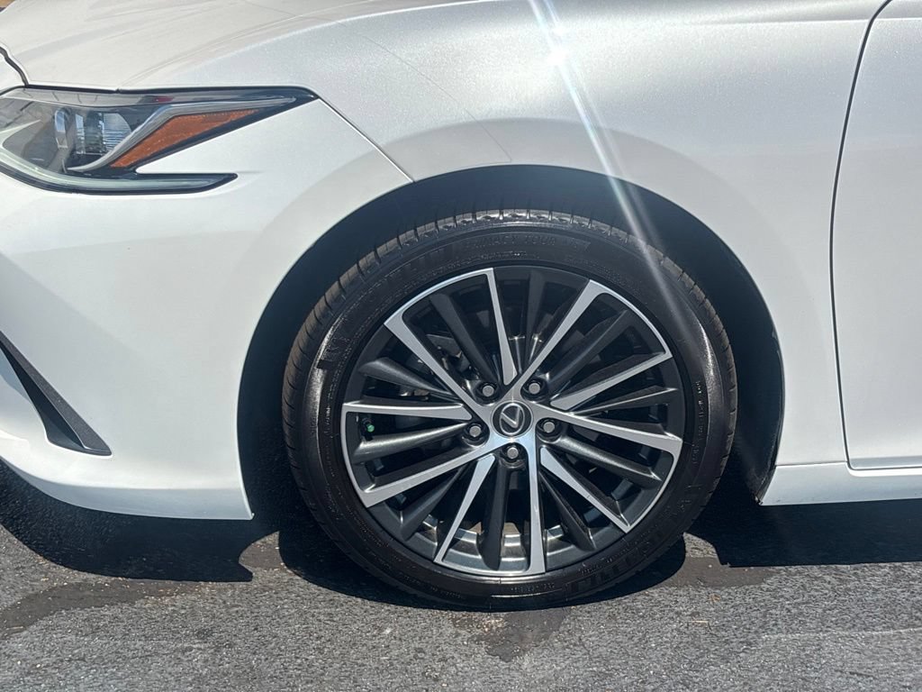 Used 2023 Lexus ES 350 w/ Premium Package FWD image 27