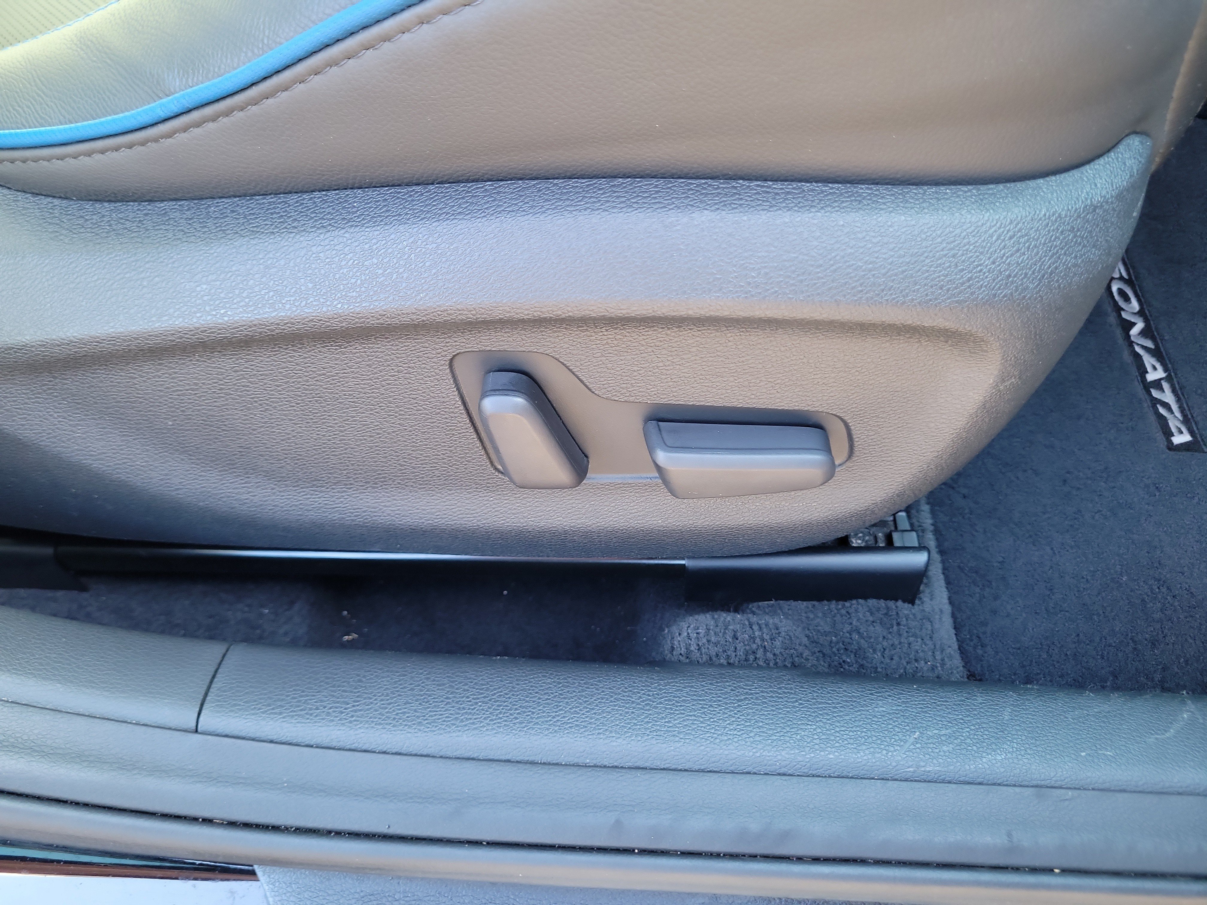 Used 2018 Hyundai Sonata Limited FWD image 9