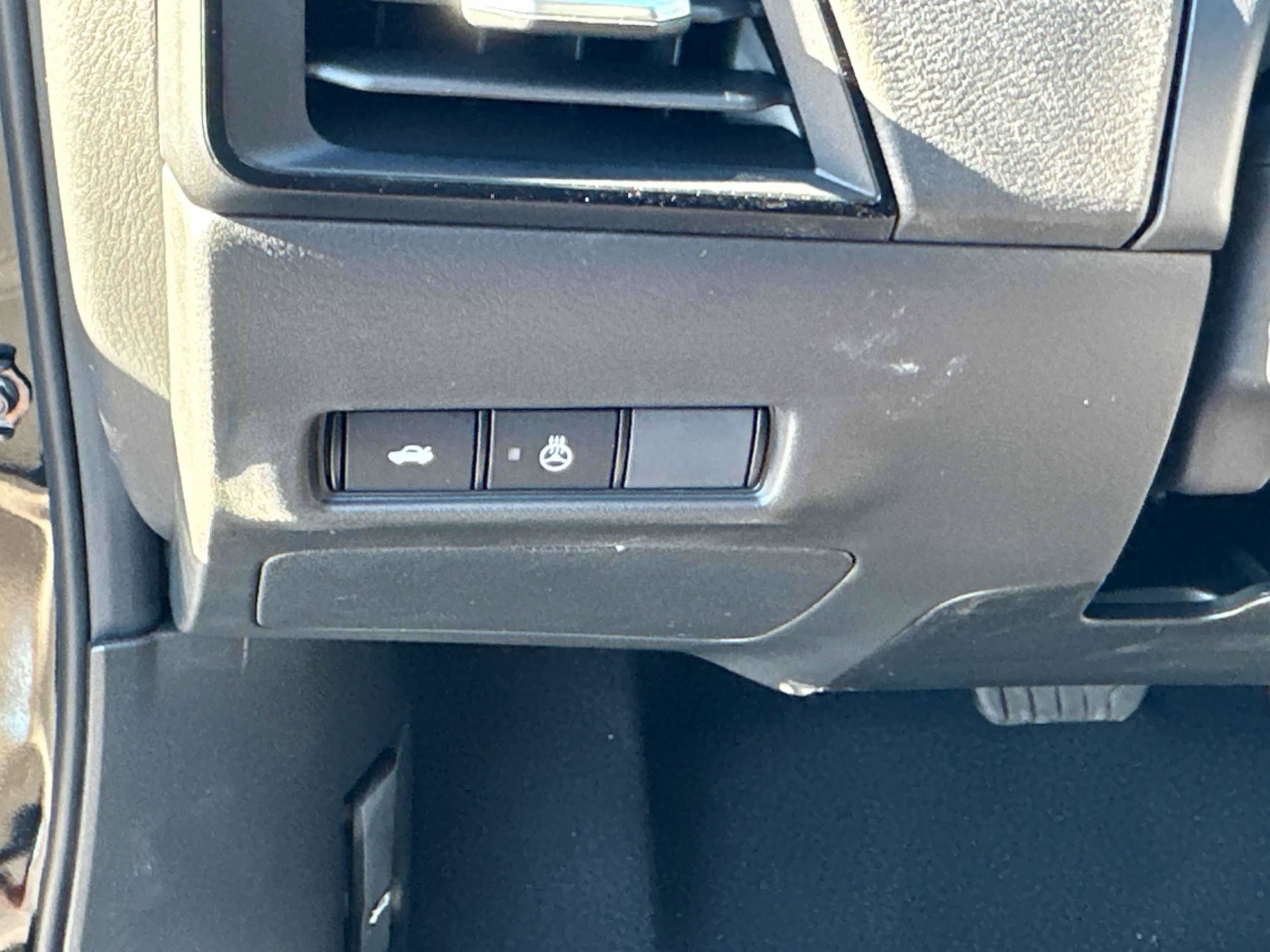 New 2026 Nissan Sentra SR w/ SR All Weather Package FWD image 20