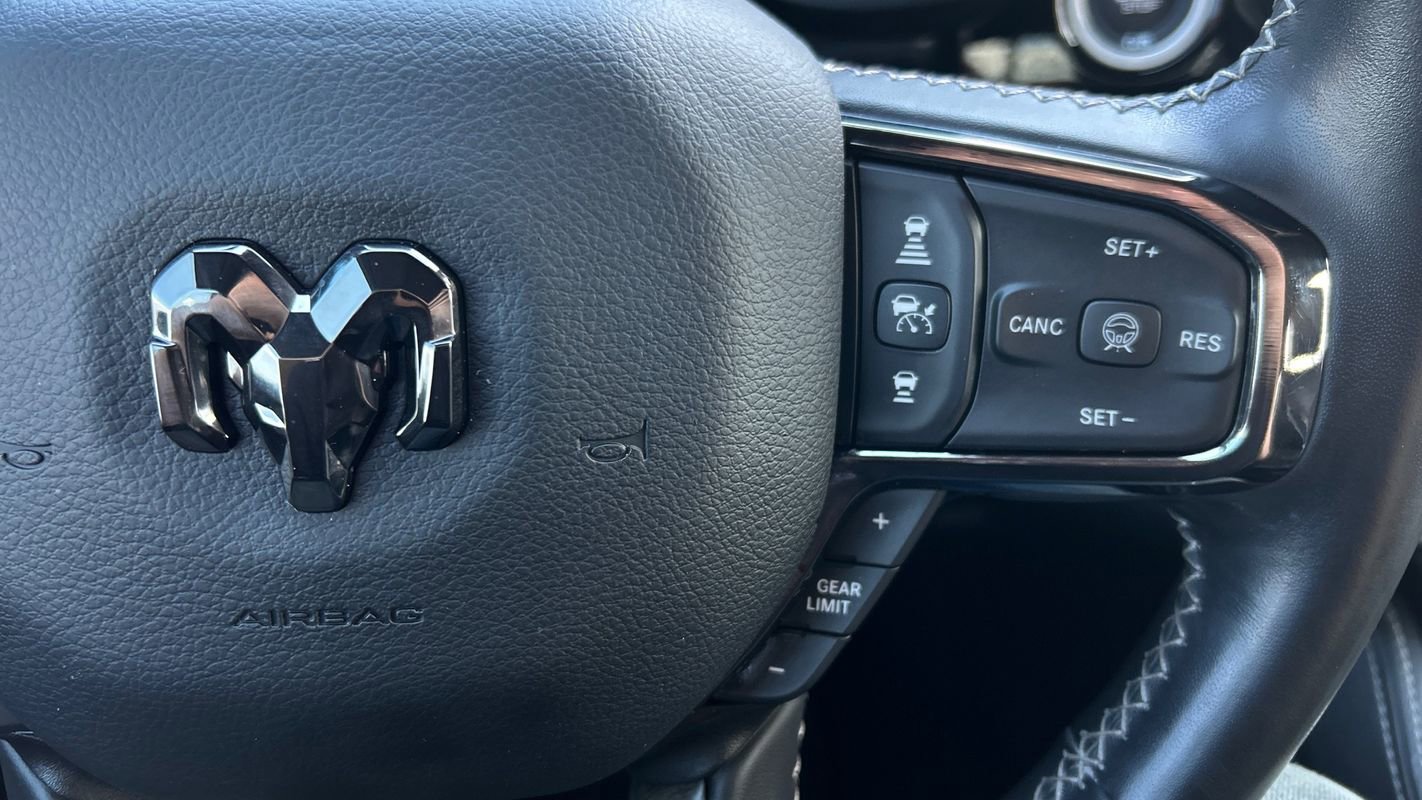 Used 2025 RAM 1500 Limited AWD/4WD image 31