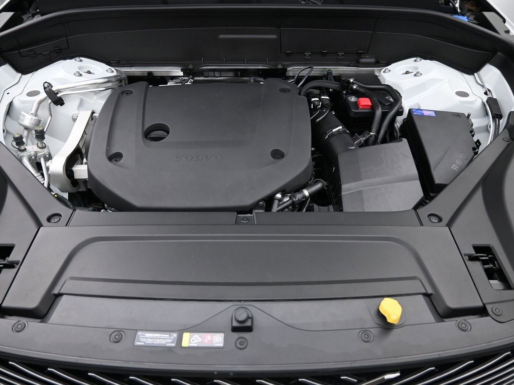 New 2026 Volvo XC90 B6 Ultra w/ Protection Package image 12