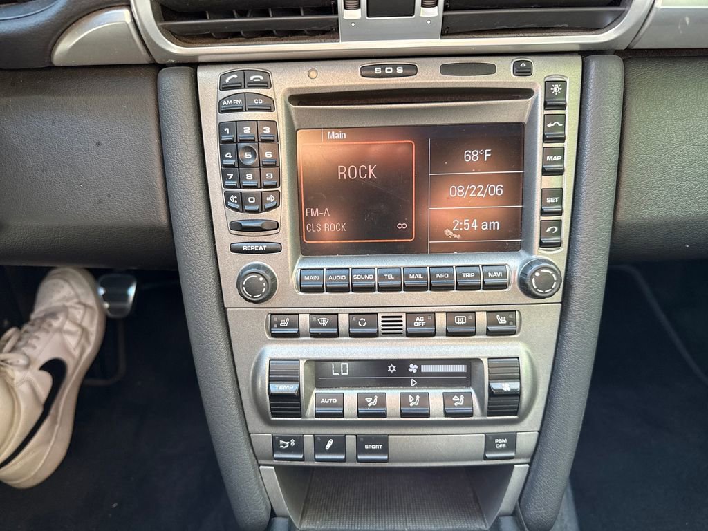 Used 2008 Porsche 911 Carrera S image 16