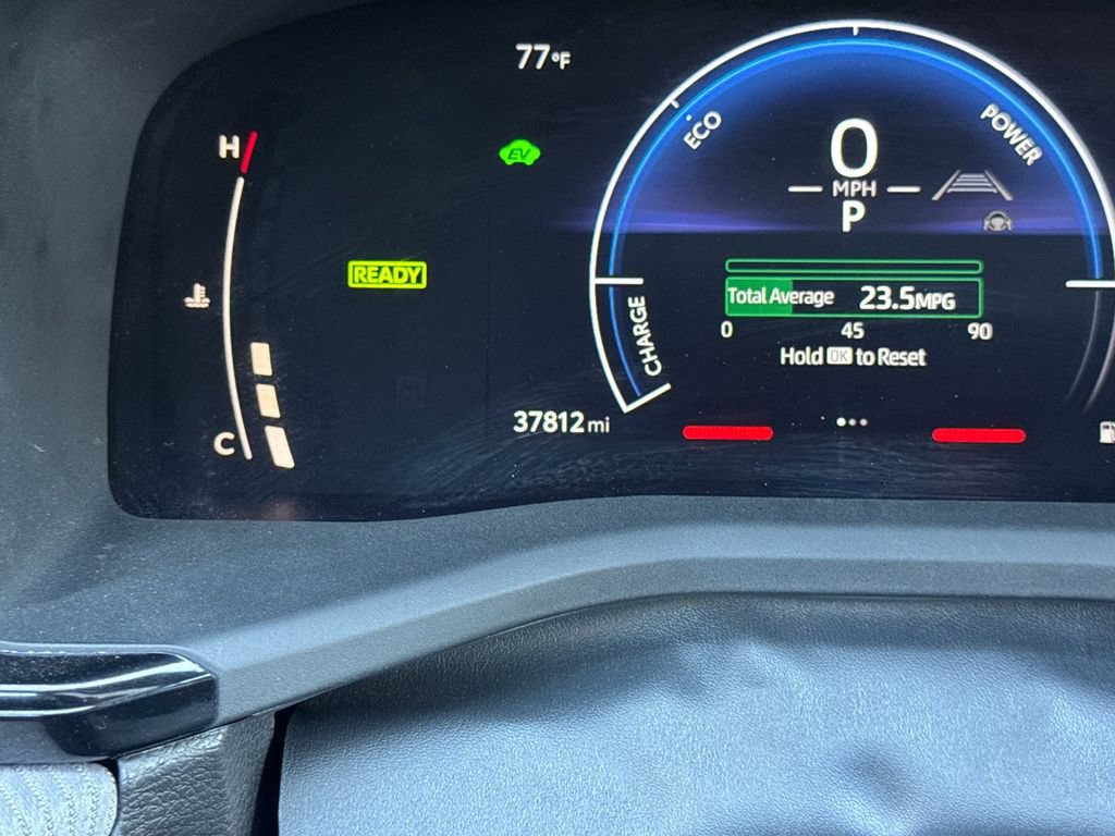 Used 2025 Toyota Camry SE w/ Convenience Package FWD image 35