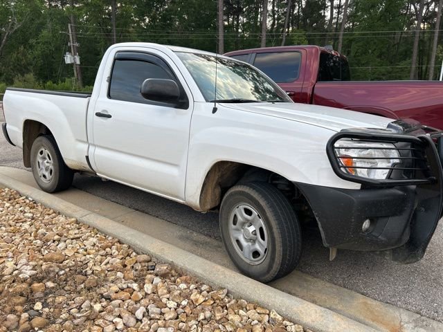 Used 2014 Toyota Tacoma 2WD Regular Cab image 2