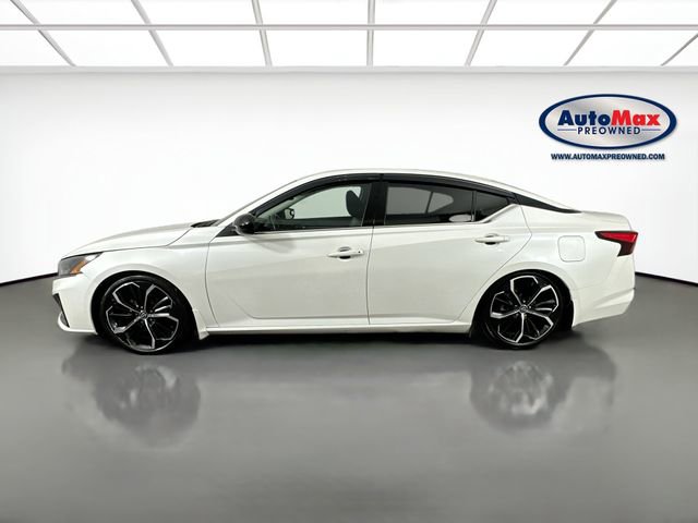 Used 2024 Nissan Altima 2.5 SR w/ SR Premium Package AWD/4WD image 9