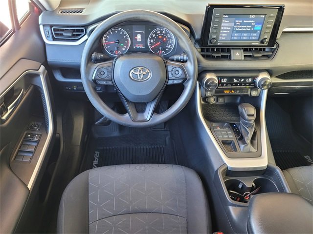 Used 2020 Toyota RAV4 XLE image 19