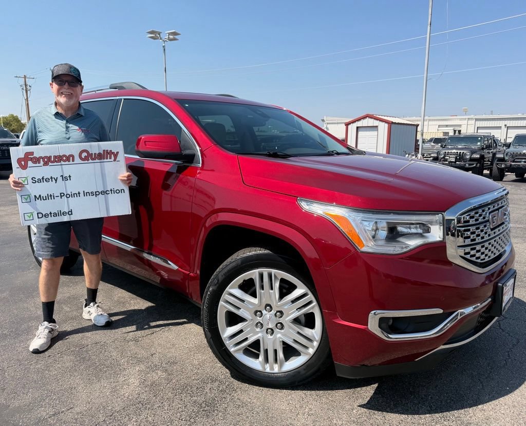 Used 2019 GMC Acadia Denali w/ Technology Package FWD image 1