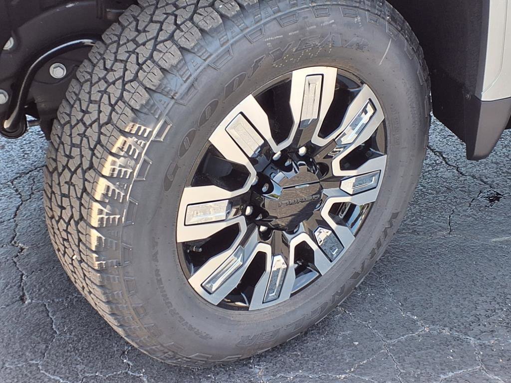 New 2025 GMC Sierra 2500 Denali w/ Denali Reserve Package image 27