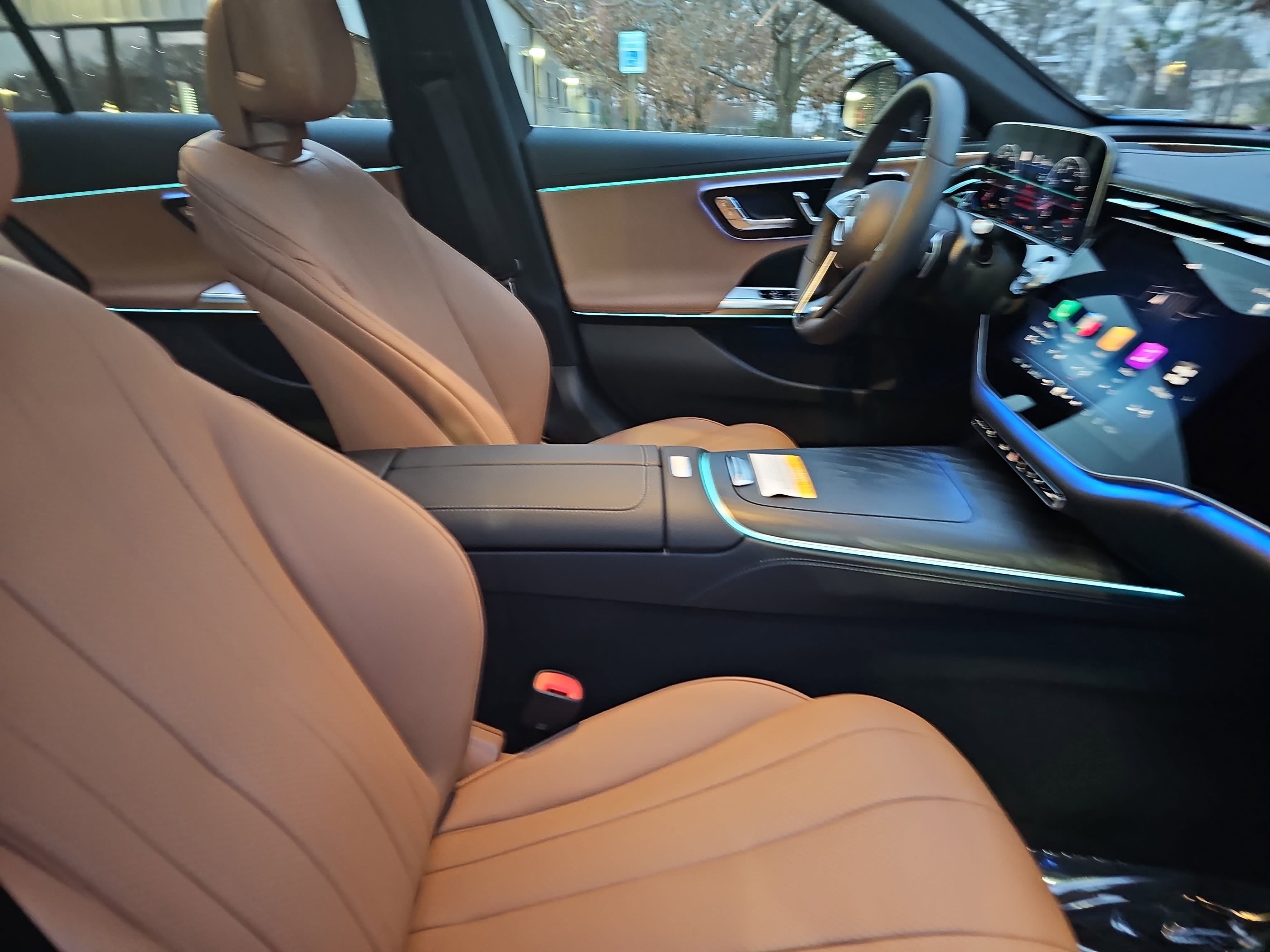 New 2026 Mercedes-Benz E 450 4MATIC All-Terrain Wagon image 10