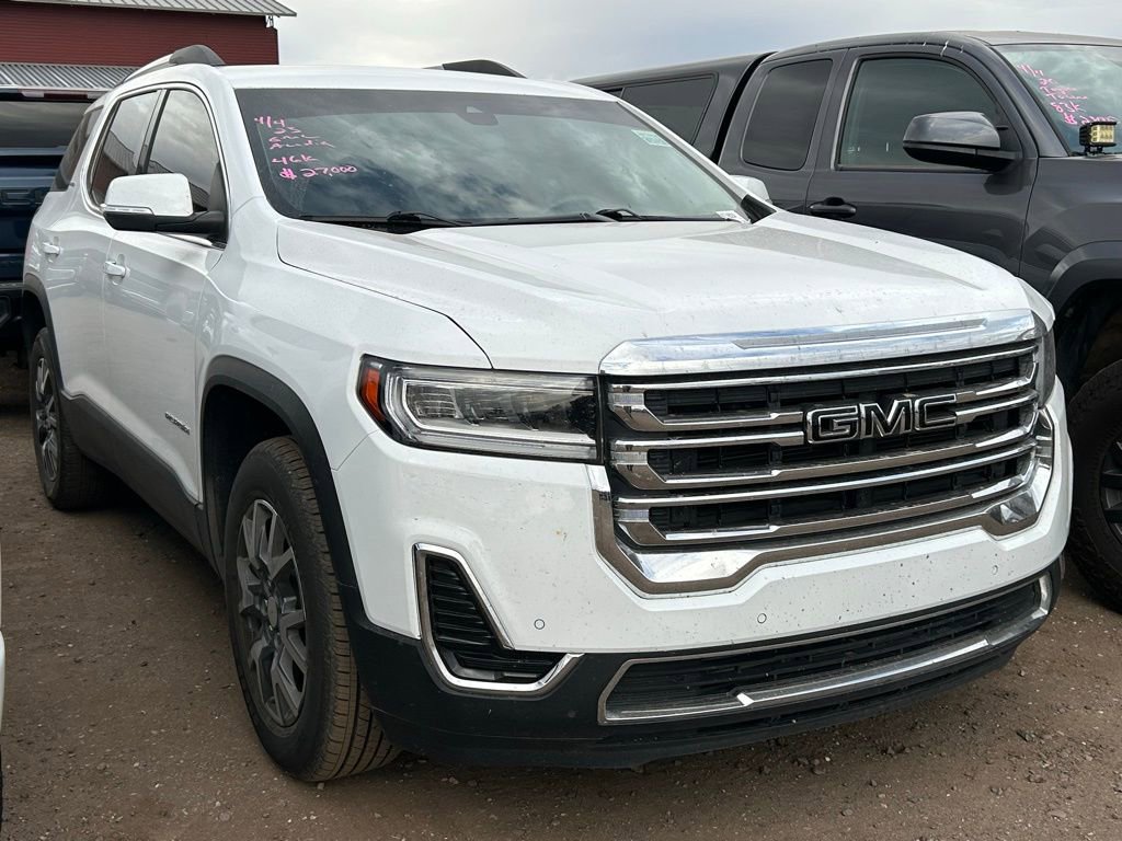 Used 2023 GMC Acadia SLE w/ Driver Convenience Package image 2