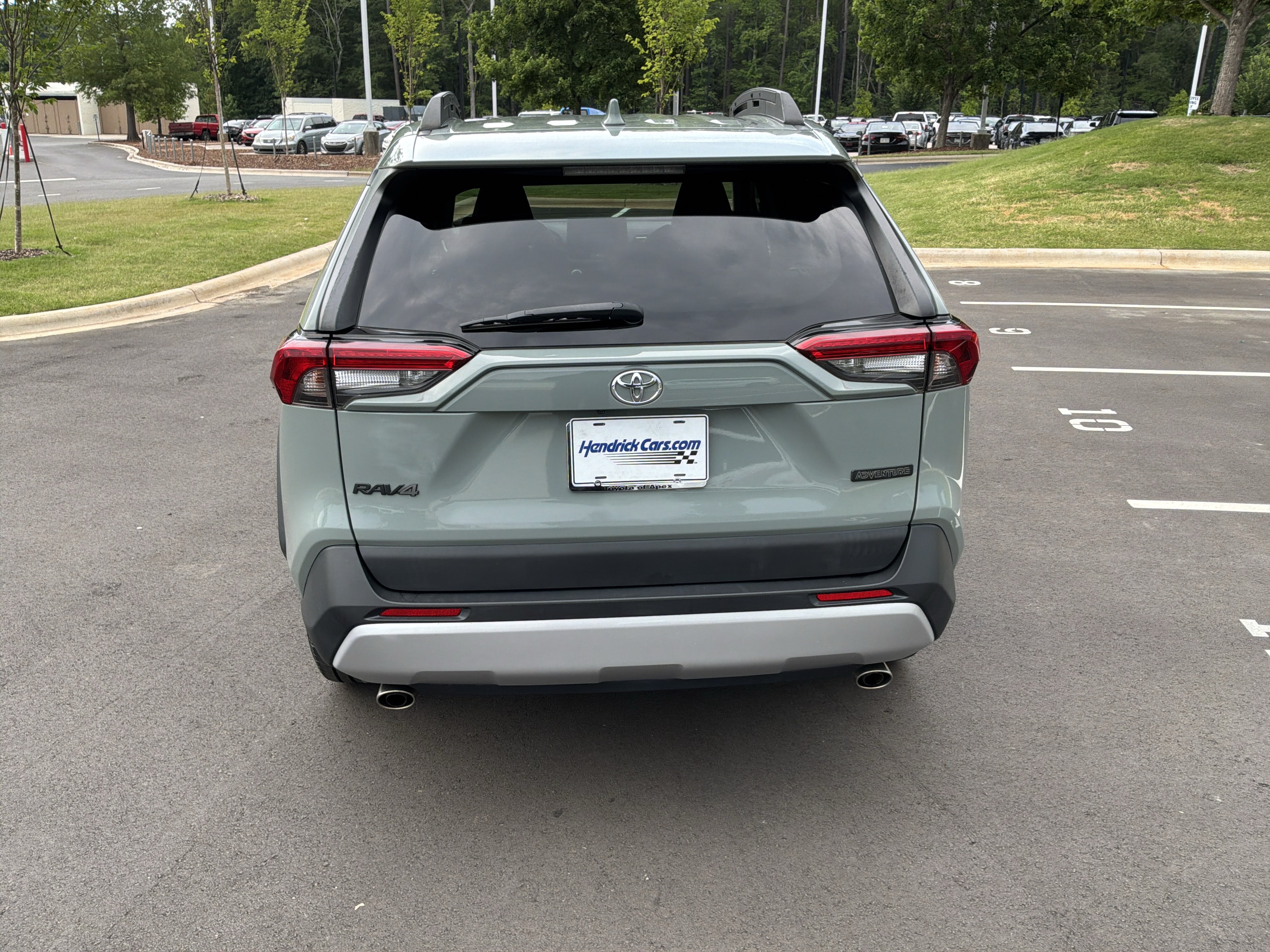 Used 2022 Toyota RAV4 Adventure AWD/4WD image 9