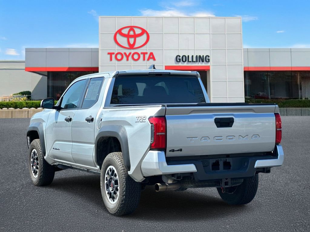 Used 2024 Toyota Tacoma TRD Off-Road AWD/4WD image 4