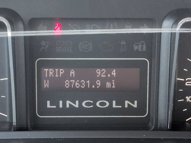 Used 2013 Lincoln Navigator L 2WD image 36